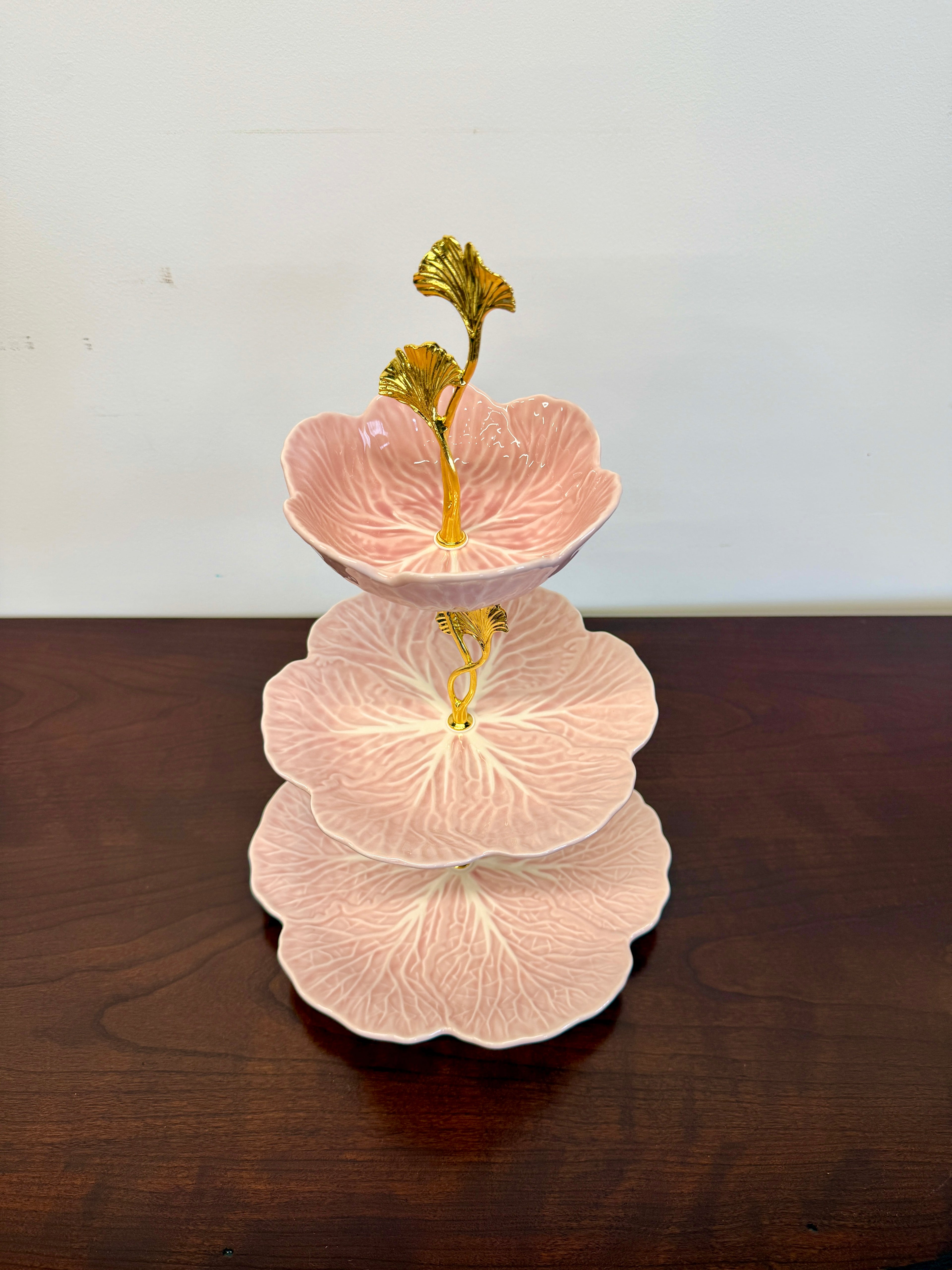 Pink Cabbage Leaf 3 Tier Tray